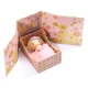 Tinyly figurky pro děti – Rose & Květinka s ilustrovanou krabičkou
