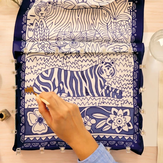 Malování na hedváb Ateliér 10