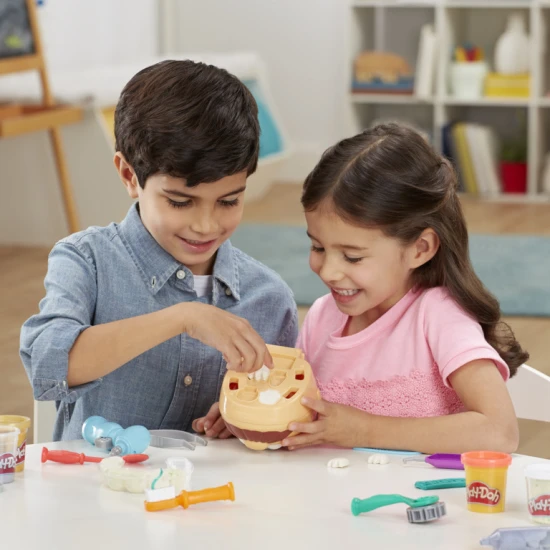 Play-Doh Zubař Drill 'n Fill 14F1259