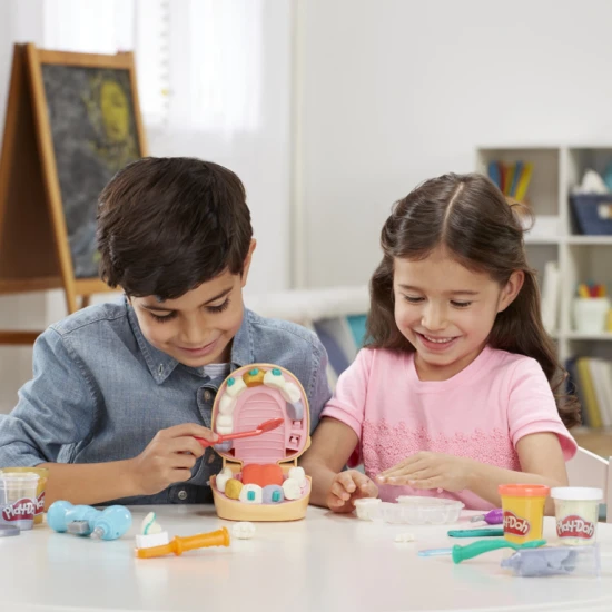 Play-Doh Zubař Drill 'n Fill 14F1259