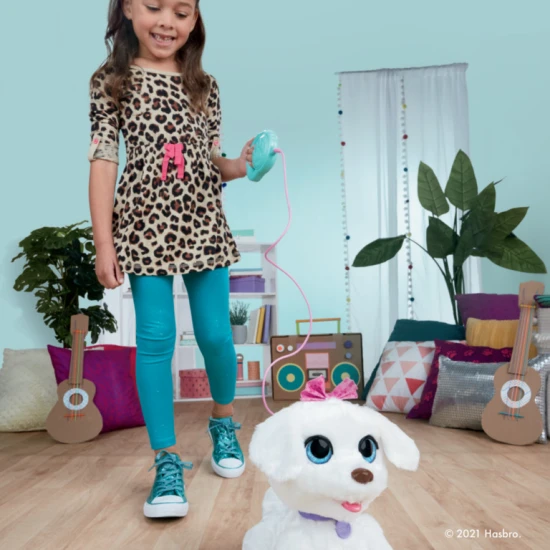Hasbro FurReal GoGo tancující štěně