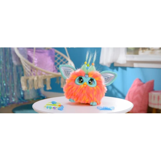 Hasbro Furby v korálové barvě – interaktivní plyšová hračka