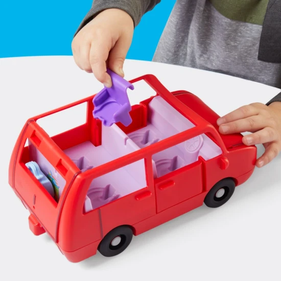 Hasbro Prasátko Peppa Pig velké rodinné auto