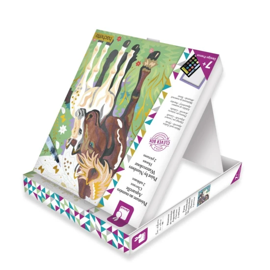 Janod Malování s čísly Koně Tato kreativní sada obsahuje 2 pěkné obrázky, které mohou děti ve věku 7 a více vyzdobit akvarelovými barvami.