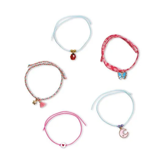 Kreativní sada pro vytváření náramků přání nebo přátelství.