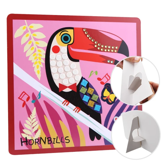 Jarmelo Mozaika – Svět zvířat, 8 karet, pěnové mozaikové kousky a třpytivé kamínky pro kreativní tvorbu dětí