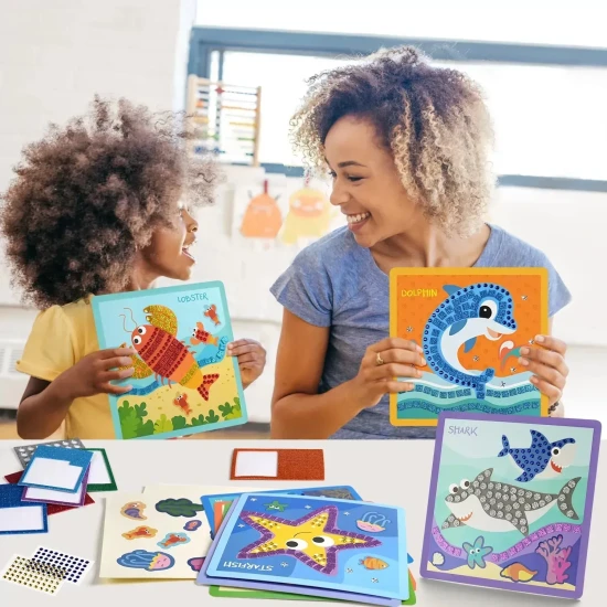 Jarmelo Mozaika – Putování oceánem, 8 karet, pěnové mozaikové kousky a třpytivé kamínky pro kreativní tvorbu dětí