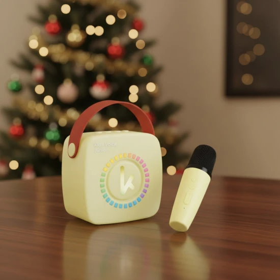 Žlutá karaoke sada Kiddoboo Bluetooth pro děti s mikrofonem, reproduktorem a zábavnými efekty pro děti od 3 let.