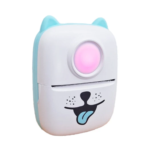 Dětská přenosná tiskárna Kiddoboo FotoPrint – bílá tiskárna s LED osvětlením, samolepícím papírem a barevnými fixy pro kreativní zábavu.