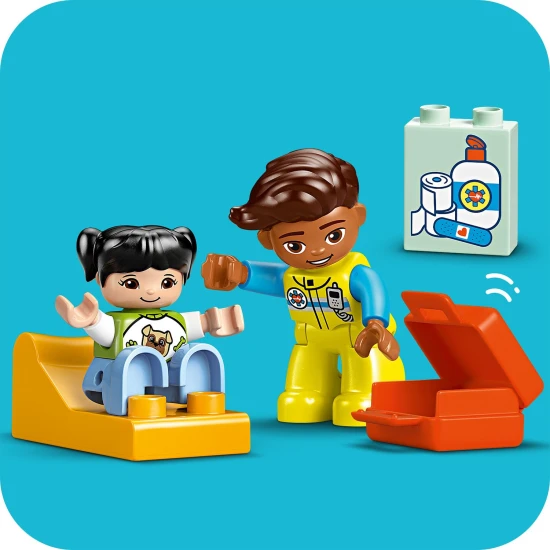LEGO DUPLO 10447 Sanitka a řidič LEGO DUPLO sanitka a řidič s figurkami dívky, řidiče a sanitky, dětská stavebnice pro rozvoj sociálních dovedností a motoriky.