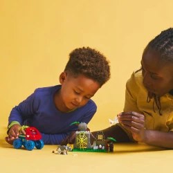 LEGO MARVEL 11199 Spideyho tým a záchrana dinosaurů s truckem