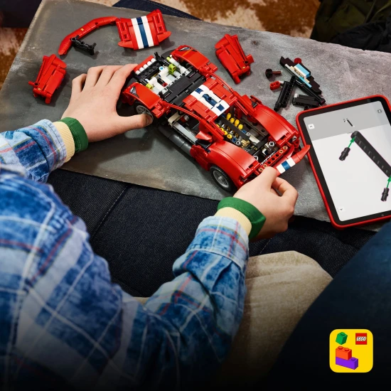 LEGO Technic 42235 Auto Ferrari 488 PISTA