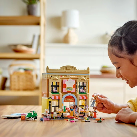 LEGO Friends restaurace s kuchyní plnou doplňků