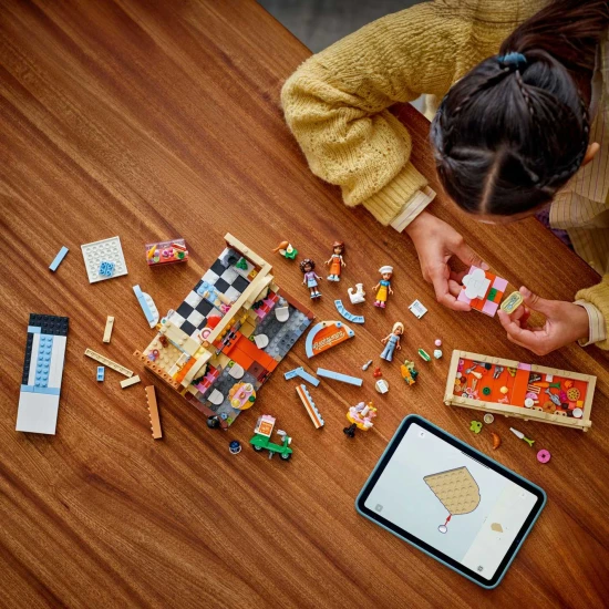 LEGO Friends restaurace s kuchyní plnou doplňků