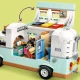 Objevuj přírodu s LEGO Friends a karavanem přátelství
