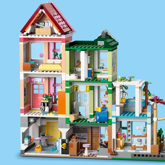 LEGO® Friends 42670 Apartmány a obchody Heartlake - tvůrčí stavebnice s 9 postavami, pekárnou, keramickým studiem a dalšími detaily.