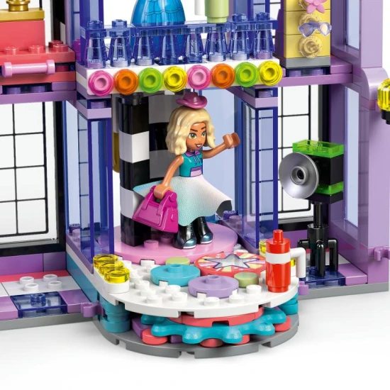 LEGO Friends 42685 Módní přehlídka v městečku Heartlake