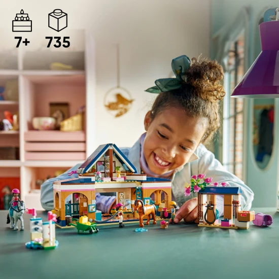 LEGO Friends 42688 Koňská stáj a jezdecká akademie