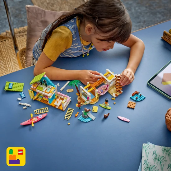 LEGO Friends 42699 Plážový dům s tuleni