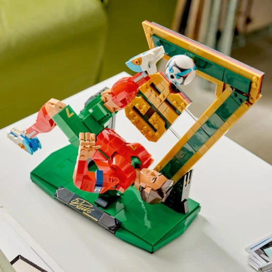 LEGO Editions 43016 Cristiano Ronaldo Fotbalová legenda