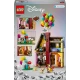 LEGO Disney Domeček z filmu Nahoru: Detailní model s balony, komínem a figurkami postav.