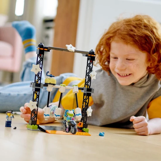 LEGO City Kladivová kaskadérská výzva plná akce