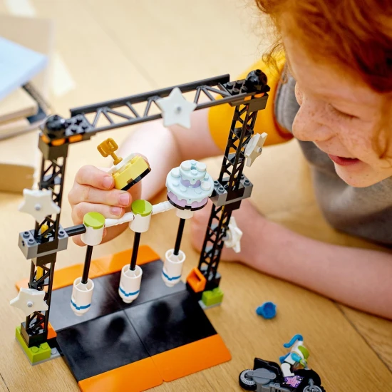 LEGO City Kladivová kaskadérská výzva plná akce