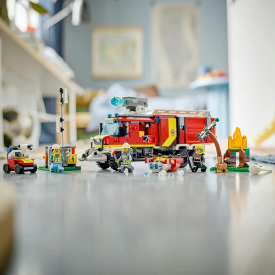 LEGO CITY Hasičské zásahové auto LEGO City Hasičské zásahové auto plné akce