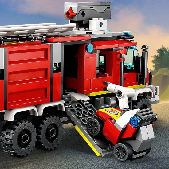 LEGO CITY Hasičské zásahové auto LEGO City Hasičské zásahové auto plné akce