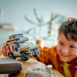 LEGO CITY 60447 Terénní horské nákladní auto 4x4
