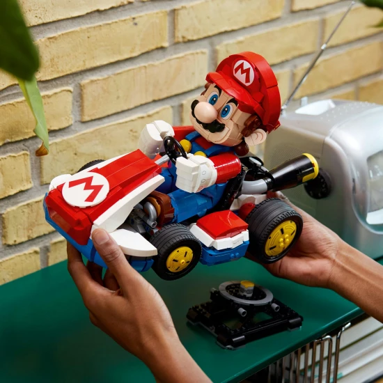 LEGO 72037 Mario Kart™: Mario a Standard Kart