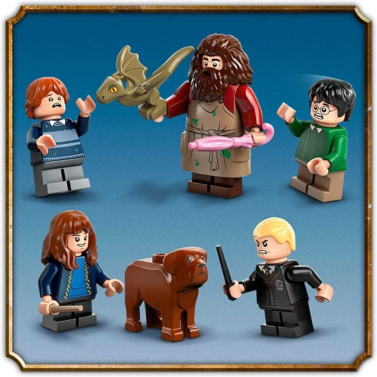 LEGO Harry Potter Hagridova chatrč: Nečekaná návštěva Objev svět kouzelníků v LEGO Hagridově chatrči s minifigurkami