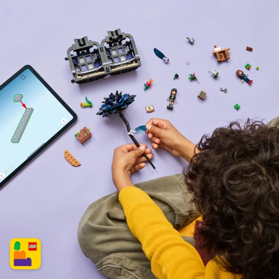 LEGO Wednesday 76784 Cerna jirina s Wednesday Addamsovou a profesorkou Thornhillovou