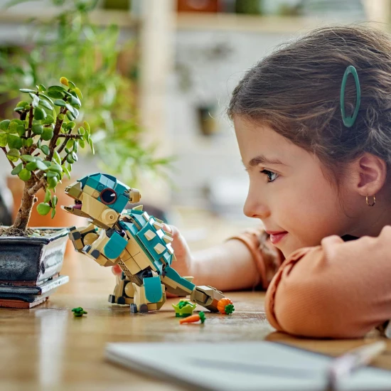 LEGO Jurassic World 76962 Mala Bumpy Ankylosaurus s pohyblivou celistí a ocasem