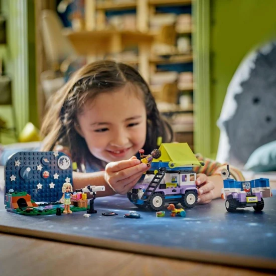 Postavte si vlastní karavan na pozorování hvězd s Lego Friends Karavan na pozorování hvězd.