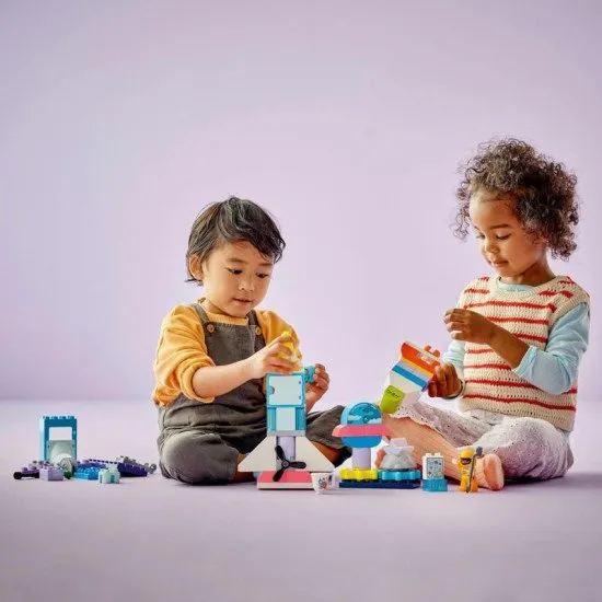 LEGO DUPLO 10422 Vesmírné dobrodružství s raketoplánem 3 v 1