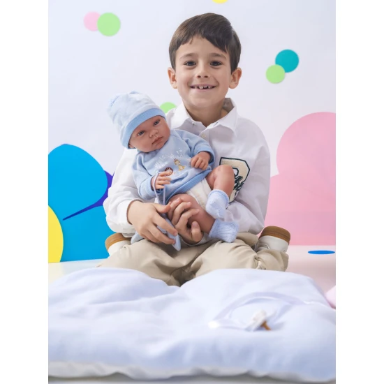 Llorens Bábátko s celovinylovým tělem chlapeček 43 cm Llorens Bábátko s celovinylovým tělem chlapeček 43 cm