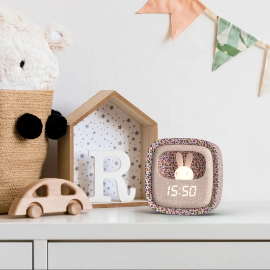 Budík a noční světlo MOB Billy Clock Rainbow Leopard