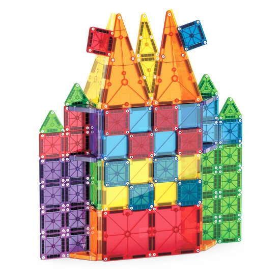 Stavebnice MAGNA-TILES kombinuje velké a malé dílky.