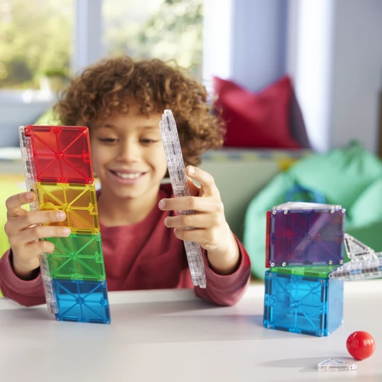 Magnetická stavebnice MAGNA-TILES Rail Racers – 33dílná kuličková dráha s kolejnicemi pro děti