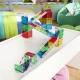 Magnetická stavebnice MAGNA-TILES Rail Racers Deluxe – dětská závodní dráha s kuličkami, kolejnicemi a rampami