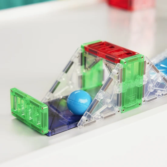 Magnetická stavebnice MAGNA-TILES Rail Racers Deluxe – dětská závodní dráha s kuličkami, kolejnicemi a rampami