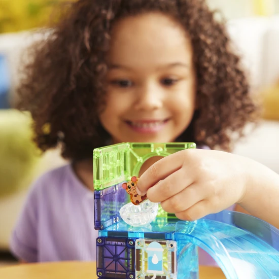 Magnetická stavebnice MAGNA-TILES Hamster Ball – 13 dílů včetně míčku a figurky křečka