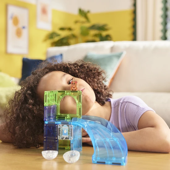 Magnetická stavebnice MAGNA-TILES Hamster Ball – 13 dílů včetně míčku a figurky křečka