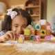 MAGNA-TILES microMAGS Gingerbread House Travel Set – magnetická stavebnice 24 dílů pro děti od 3 let