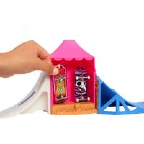 Hot Wheels skate fingerboard se skateparkem