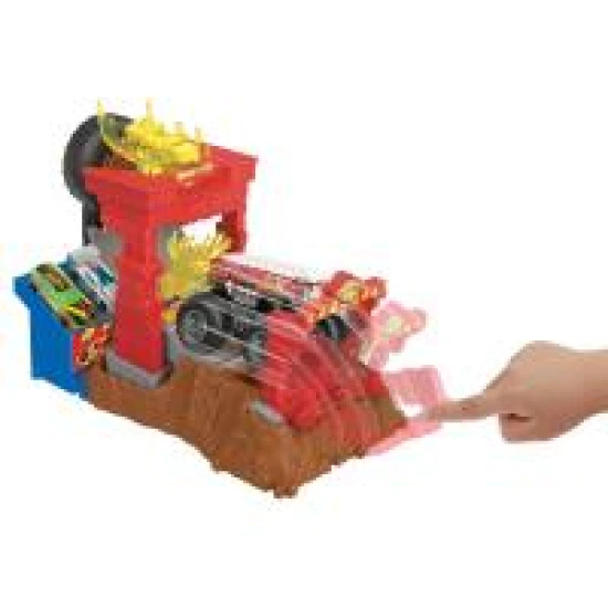 Hot Wheels Monster Trucks Aréna herní set se závodní výzvou