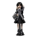 Monster High – Wednesday Addams | Goticka panenka Monster High od Mattel Monster High Wednesday Addams – babika v gotickem stylu s cernymi vlasy a skolni uniformou