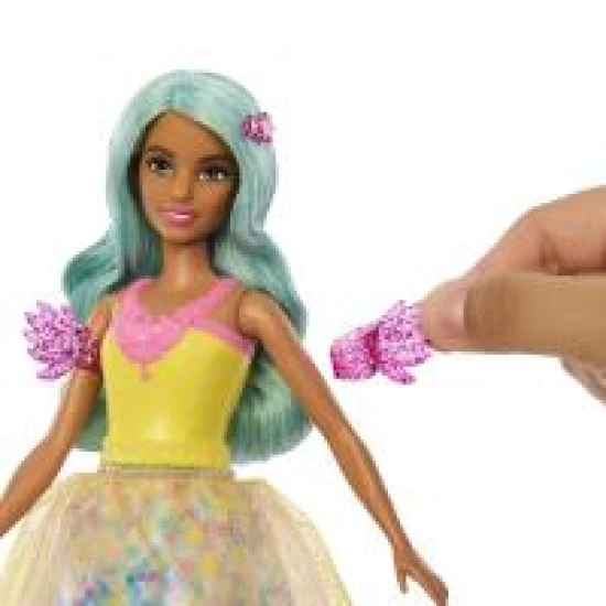 Barbie kamarádka Teresa s dotekem kouzla