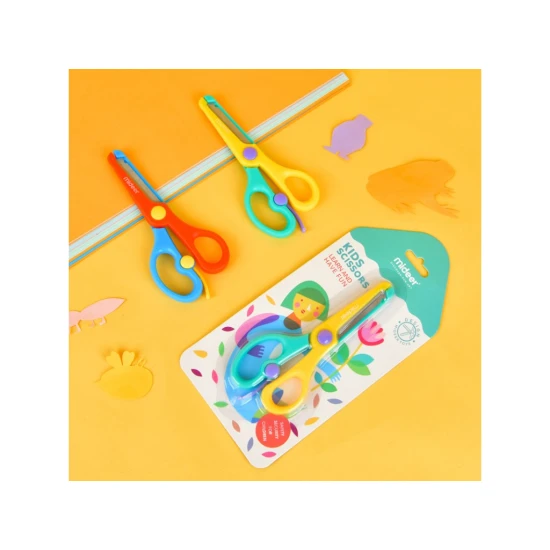 Bezpečnostní nůžky pro děti jsou snadno uchopitelné. Jsou bezpečné díky zaobleným špičkám.